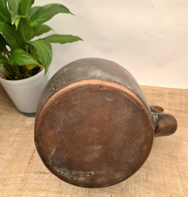 Antique English Victorian Copper Kettle. Measures 27cm wide by 33cm tall.
