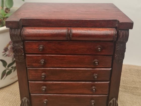 Victorian Wooden Jewellery or Trinket Box Modelled as a Set of Chest of Drawers. Measures 22cm tall by 20cm wide by 13cm deep