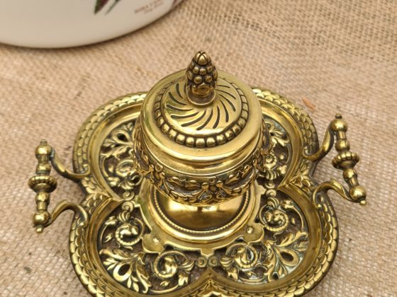 Antiques Brass Desk Top Inkwell With Pierced Vine Tray Base, Embossed Swags on The Inkwell and Ornate Finial on The Lid