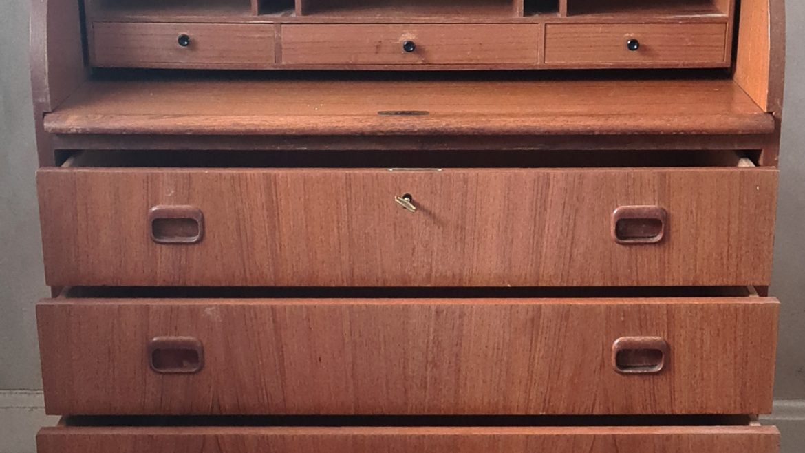 Vintage Mid 20th Century Swedish Roll Top Bureau Desk. With extending work surface manufactured by Swedish manufacturer Ostergaad