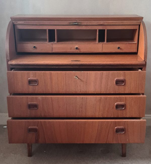 Vintage Mid 20th Century Swedish Roll Top Bureau Desk. With extending work surface manufactured by Swedish manufacturer Ostergaad