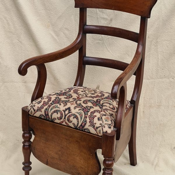 Victorian Mahogany Commode. Later Repairs to Seat and Pot Holding Area